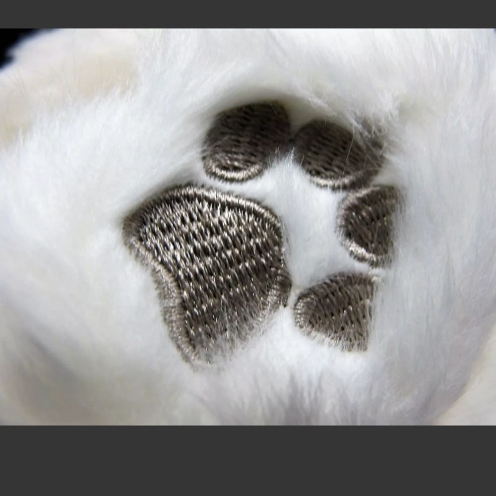 NEW Girls Small 5/6 Fluffy House Shoe Flip Flops - Picture 5 of 8